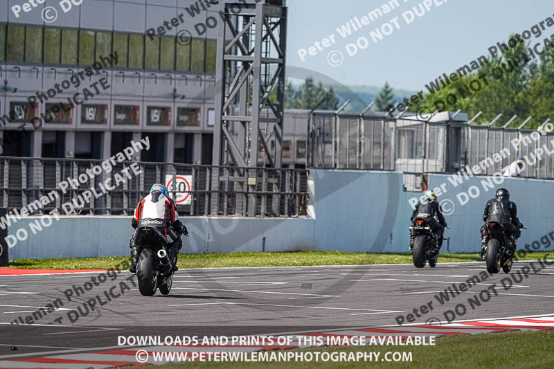 donington no limits trackday;donington park photographs;donington trackday photographs;no limits trackdays;peter wileman photography;trackday digital images;trackday photos